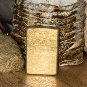 ZIPPO Windproof Lighter brushed brass - Gold Finish new refillable made in USA!
